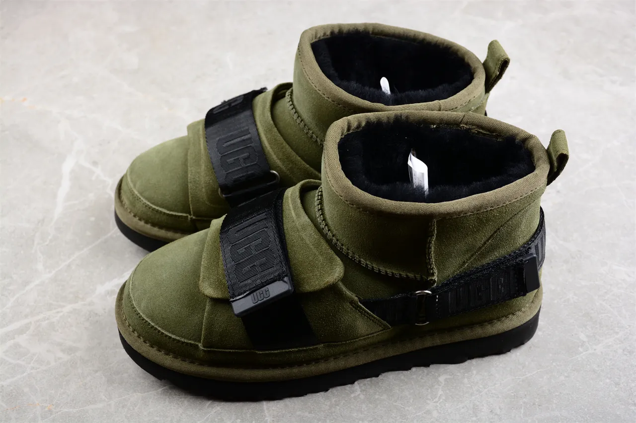 UGG Snow Boot Army Green Black Olive Suede Dual Webbing Straps Snow Boots 7