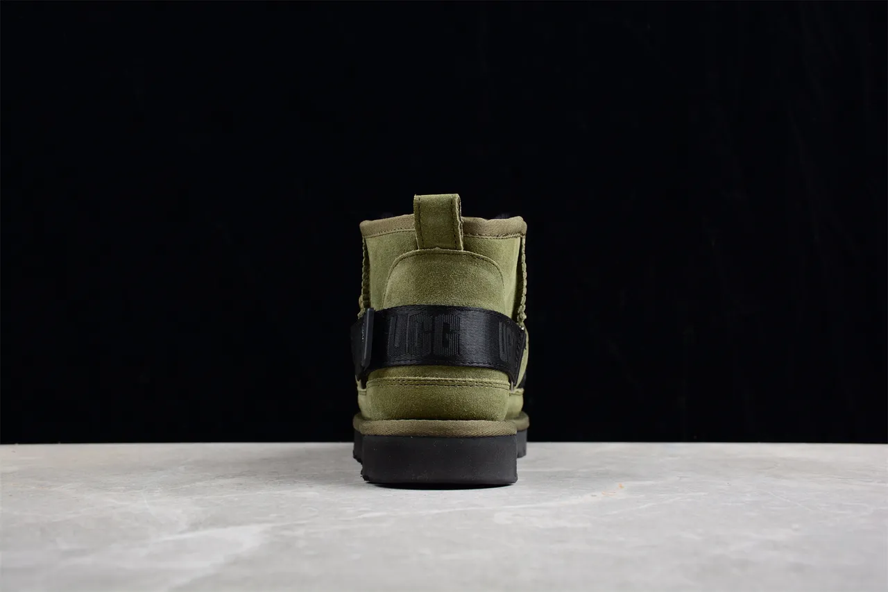 UGG Snow Boot Army Green Black Olive Suede Dual Webbing Straps Snow Boots 8