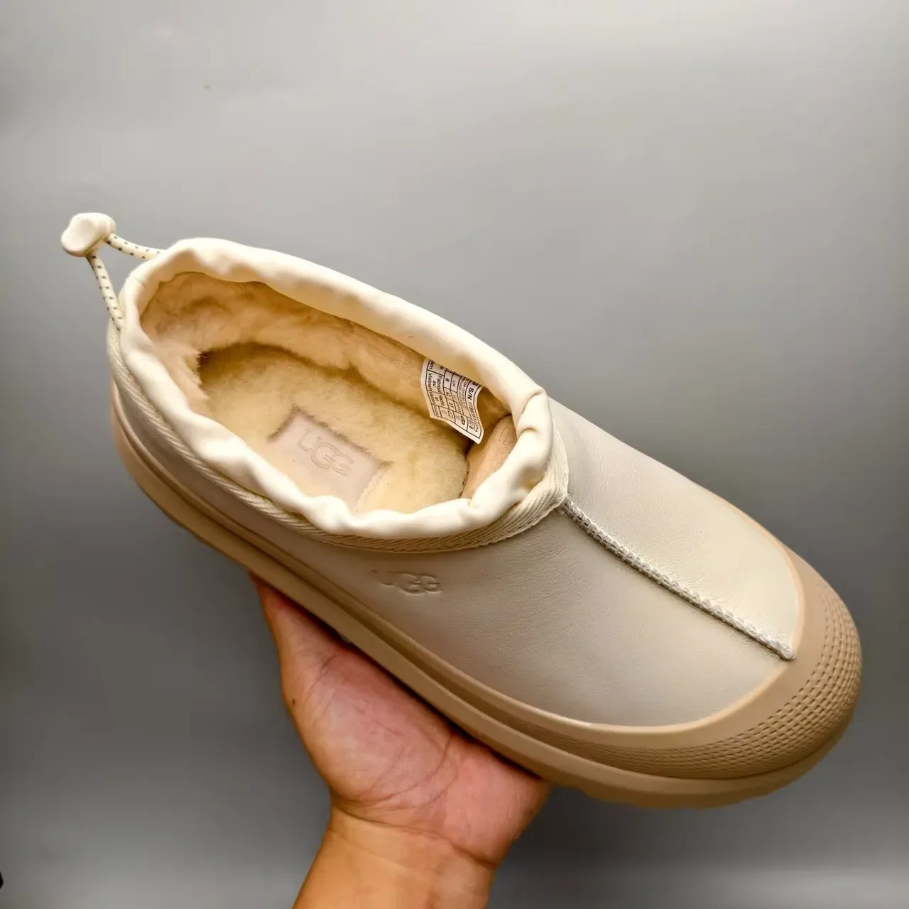 UGG Tasman Beige স্লিপ-অন প্ল্যাটফর্ম স্নো বুট 5