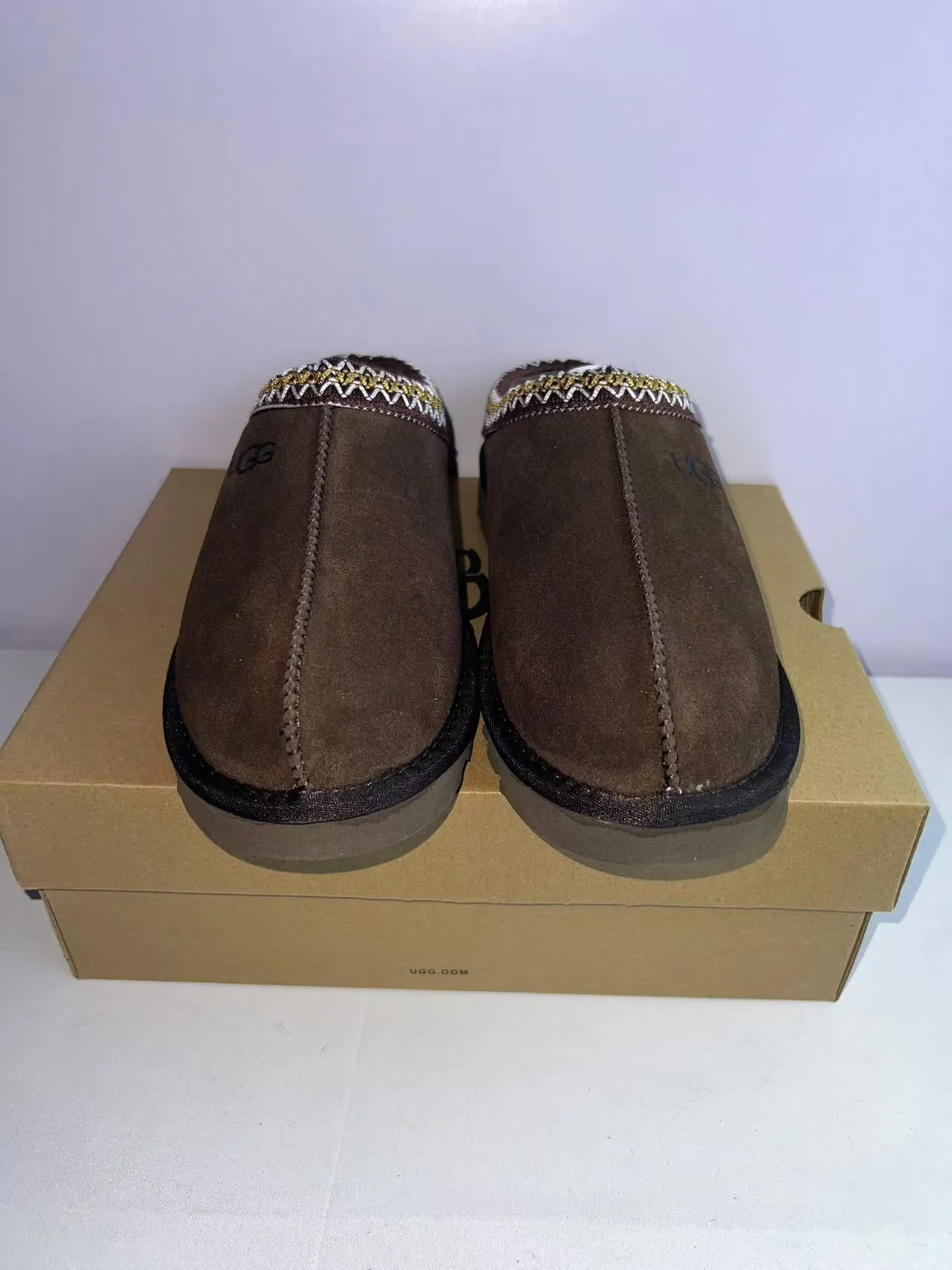 UGG Tasman Marrom Dourado Upper de Camurça Borda Bordada Sapatos Casuais 6