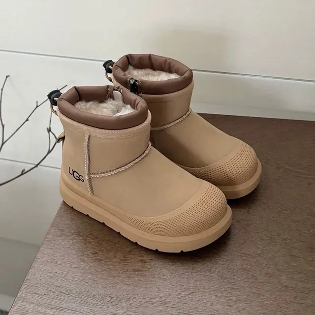 UGG Tasman Brown Orange Insulated Ankle Boot Side-Zip Closure Snow Boots 23