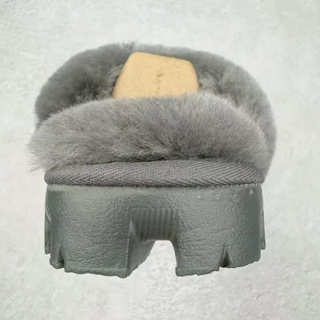 UGG Tasman Cinza Zapatilha de Camurça com Forro de Shearling 8
