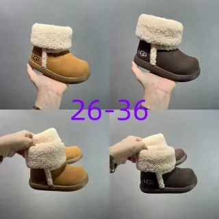 UGG Tasman भूरी और ब्राउन शियरलिंग कफ बर्फ के जूते
