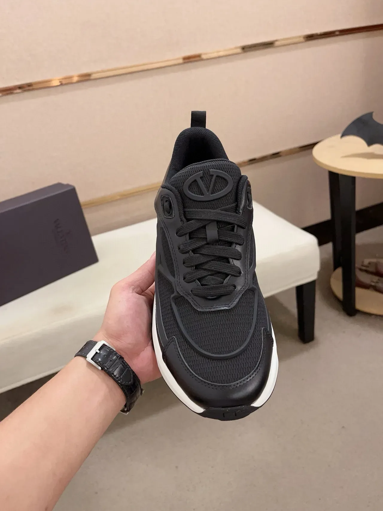 Valentino Chunky Sneakers Preto e Branco Sola Mesh e Couro 6