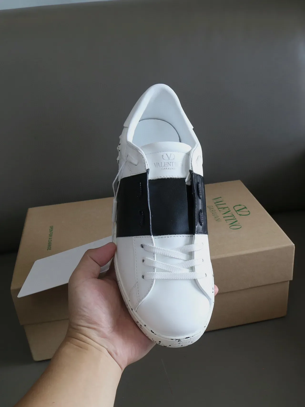 Valentino Open sneakers lifestyle blanc et noir speckled 5