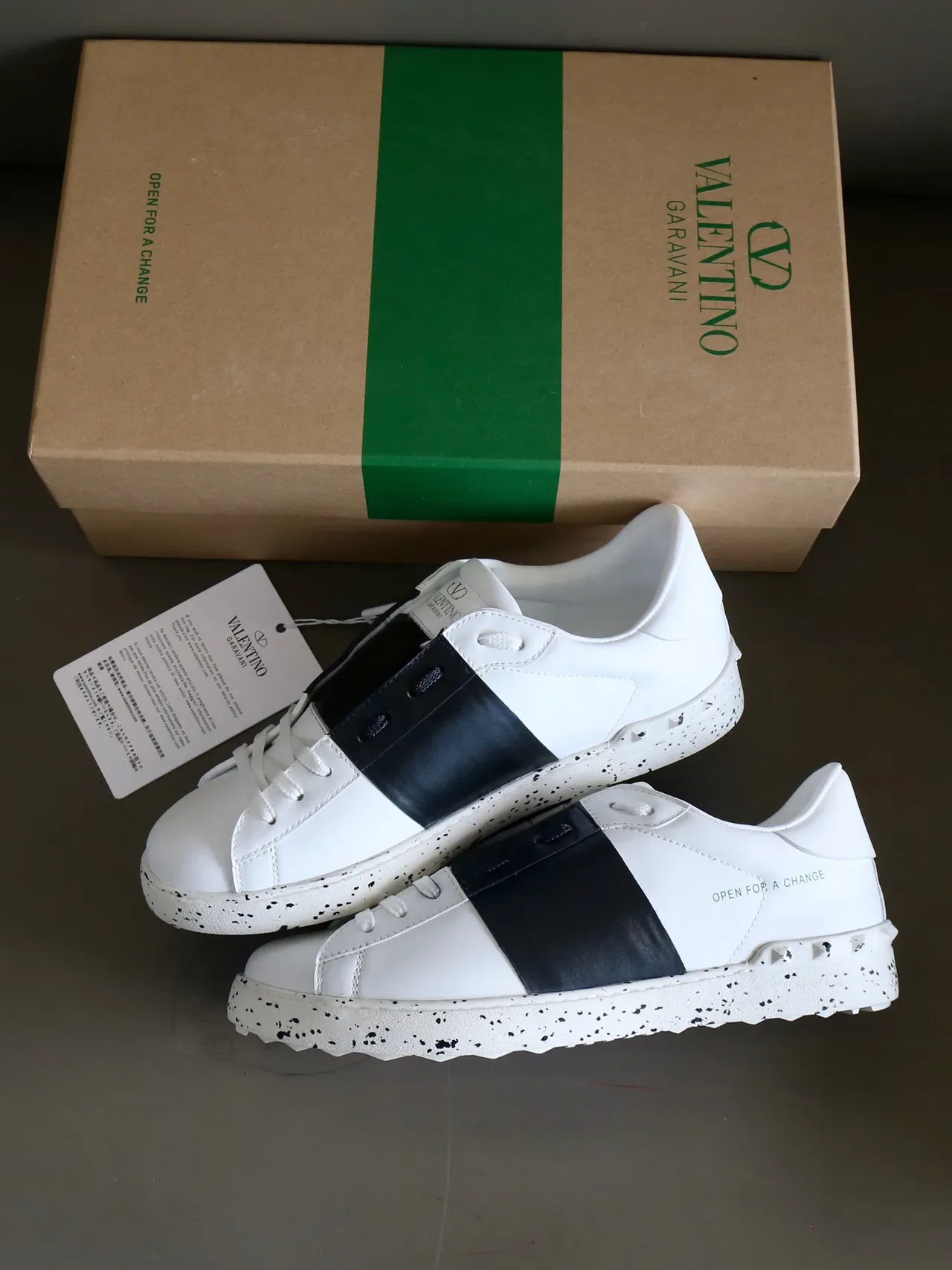 Valentino Open sneakers lifestyle blanc et noir speckled 8