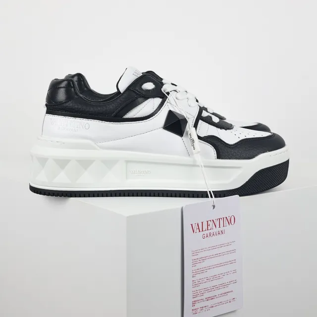 Valentino Rockstud Platform Sneaker White and Black Lifestyle Sneakers 3