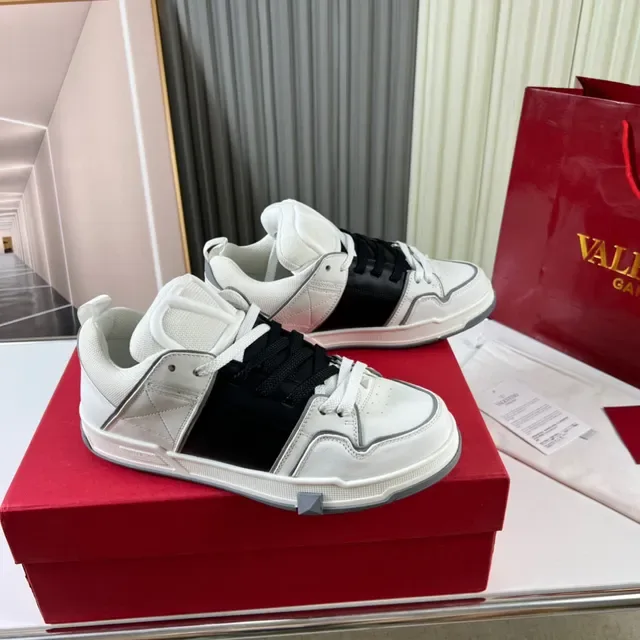 Valentino Rockstud Runner blanc noir gris sneakers lifestyle 7