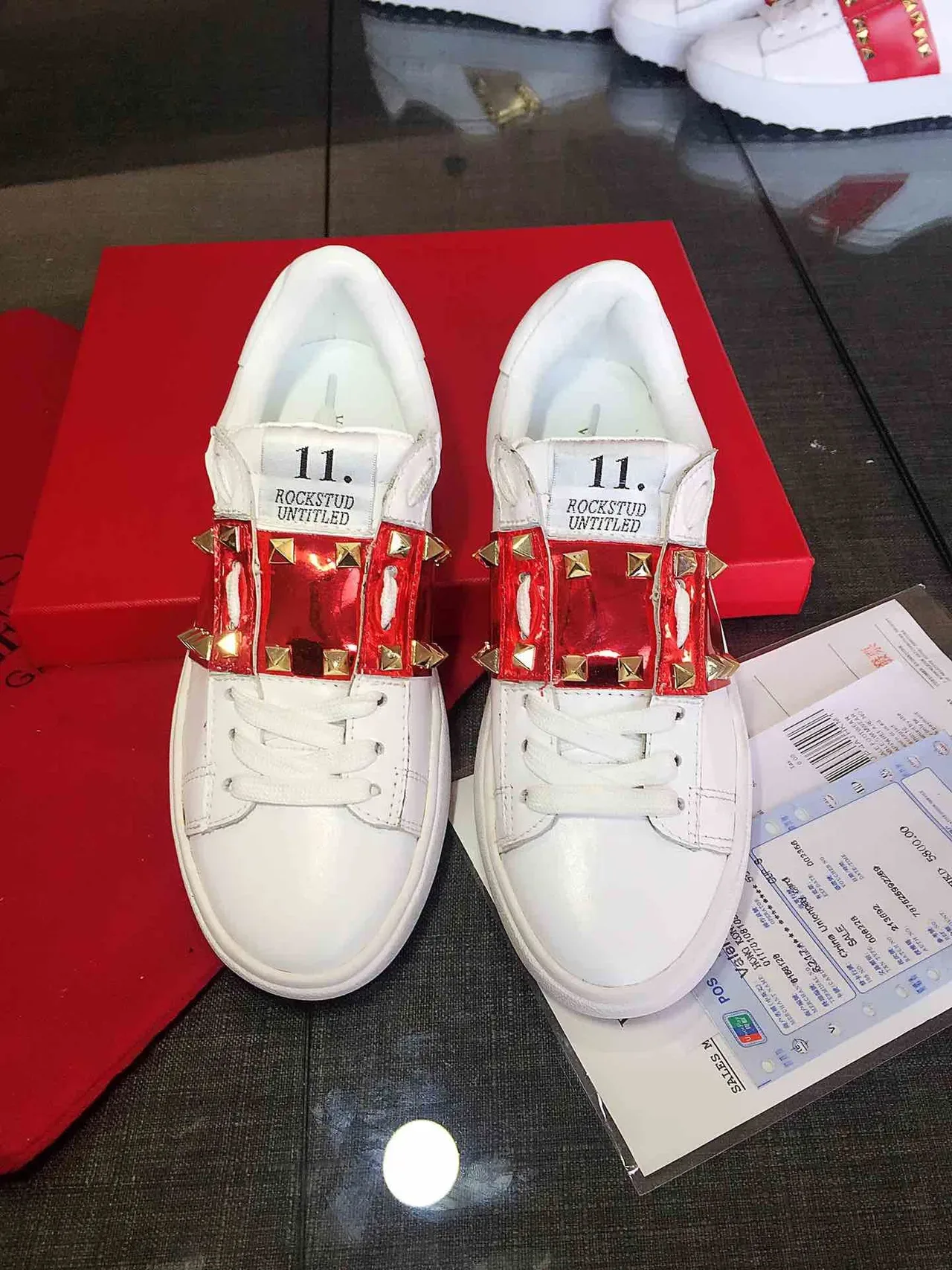 Valentino Rockstud Untitled Blanc Rouge Cuir Patenté Stud Lifestyle Sneakers 2