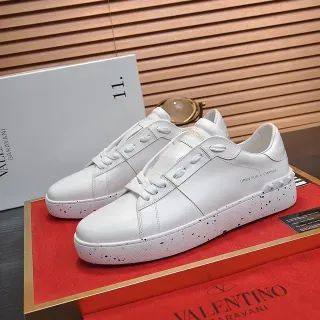 Valentino Rockstud Zapatillas Lifestyle de Cuero Blanco con Suela Speckled