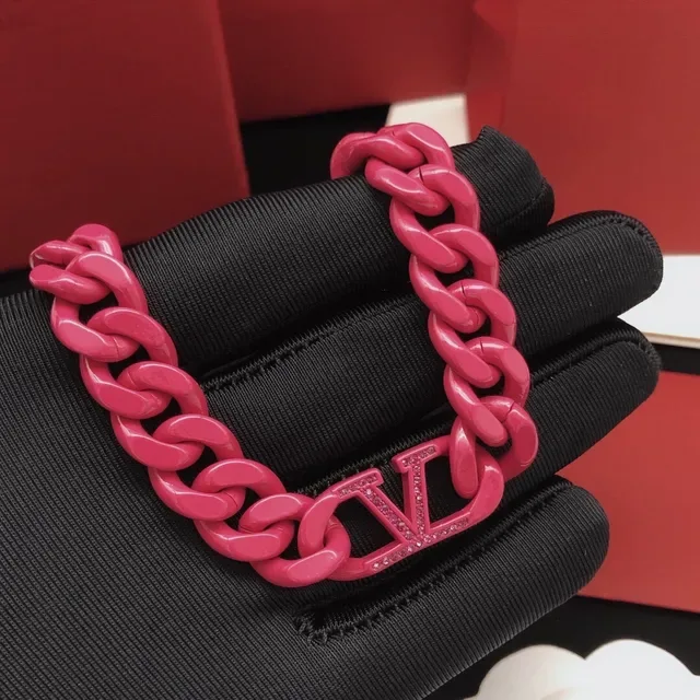 Valentino VLogo Cadena Rosa Metálica Collar de declaración 2
