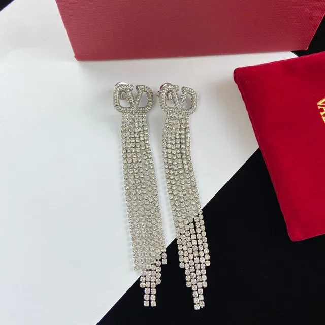 Valentino VLogo Boucles d'oreilles à franges et glands en cristal 6