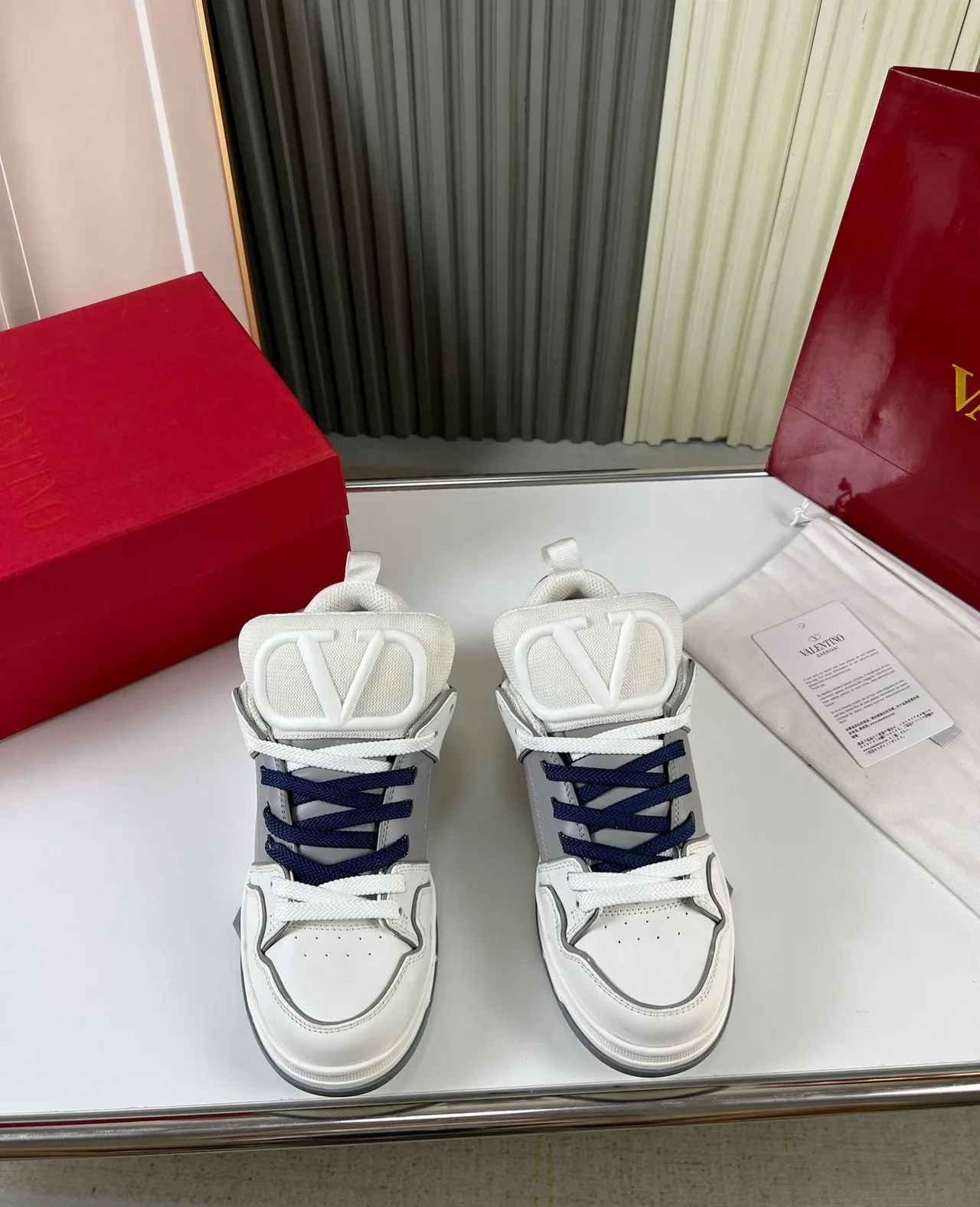Valentino VLogo High Top Sneakers Lifestyle Blanc Gris Navy 9