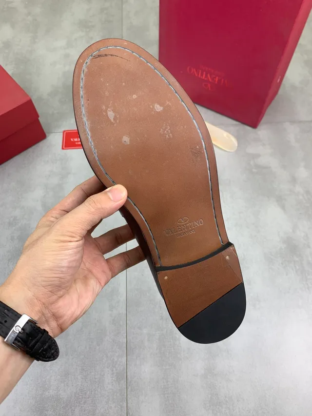 Valentino VLogo Loafer en cuir marron slip-on 4
