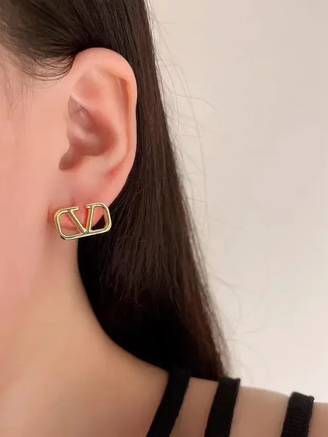 Valentino VLOGO Rectangular Gold-Tone Stud Earrings 8