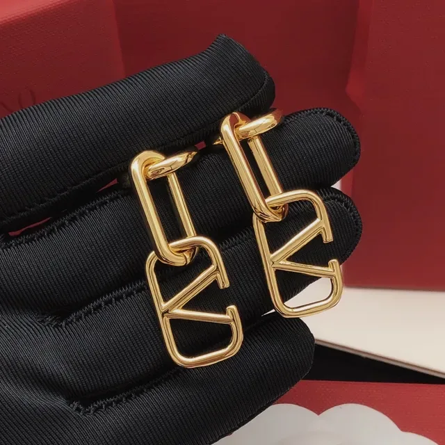 Valentino VLTN Pendientes de eslabones dorados 6