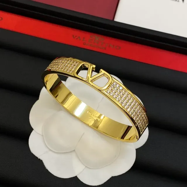 Bracelete Bangle Valentino VLTN Pavé Cristal Open V Logo 3