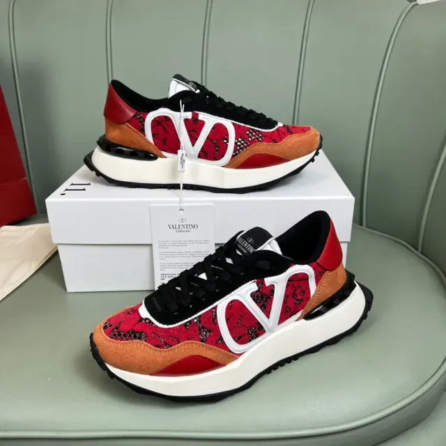 Valentino VLTN Runner أحذية رياضية سميكة حمراء دانتيل زهري 7