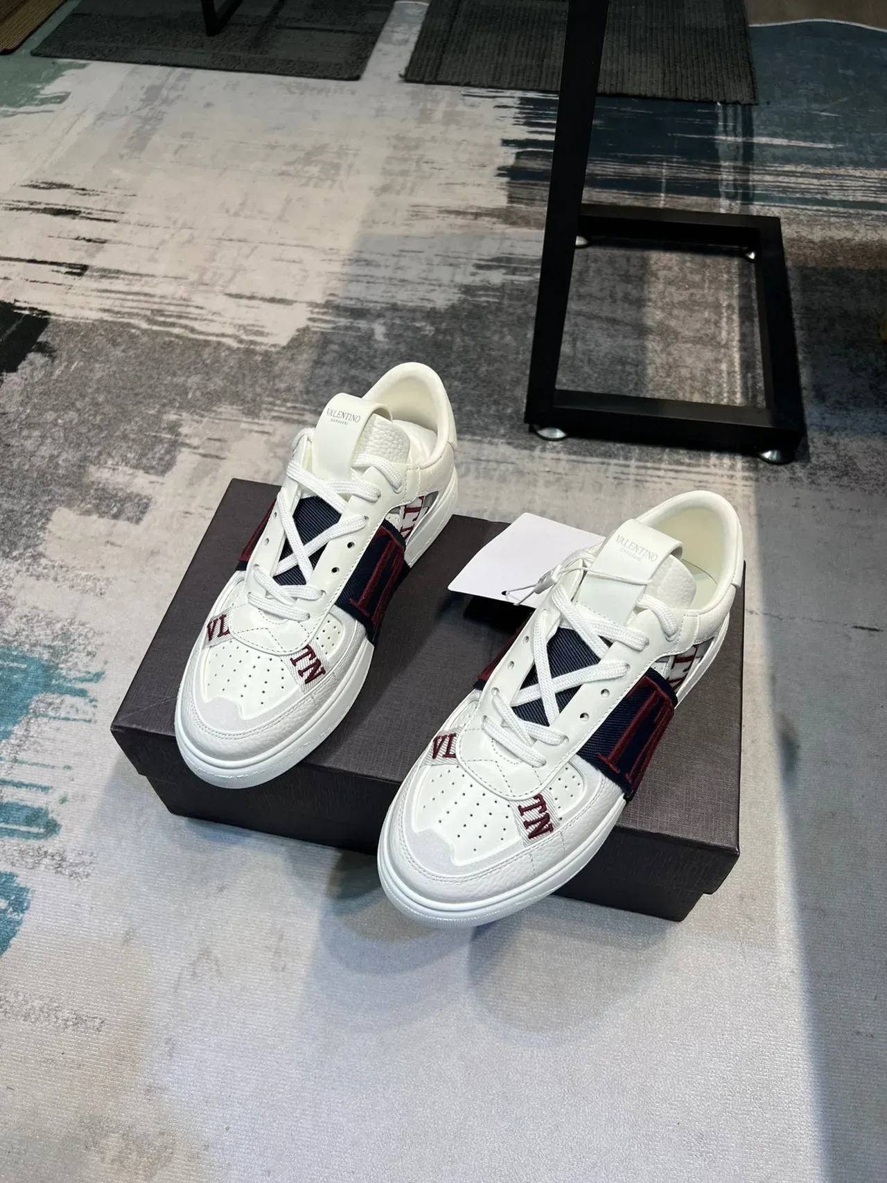 Valentino VLTN Sneakers Lifestyle Blanc Marine Rouge 5