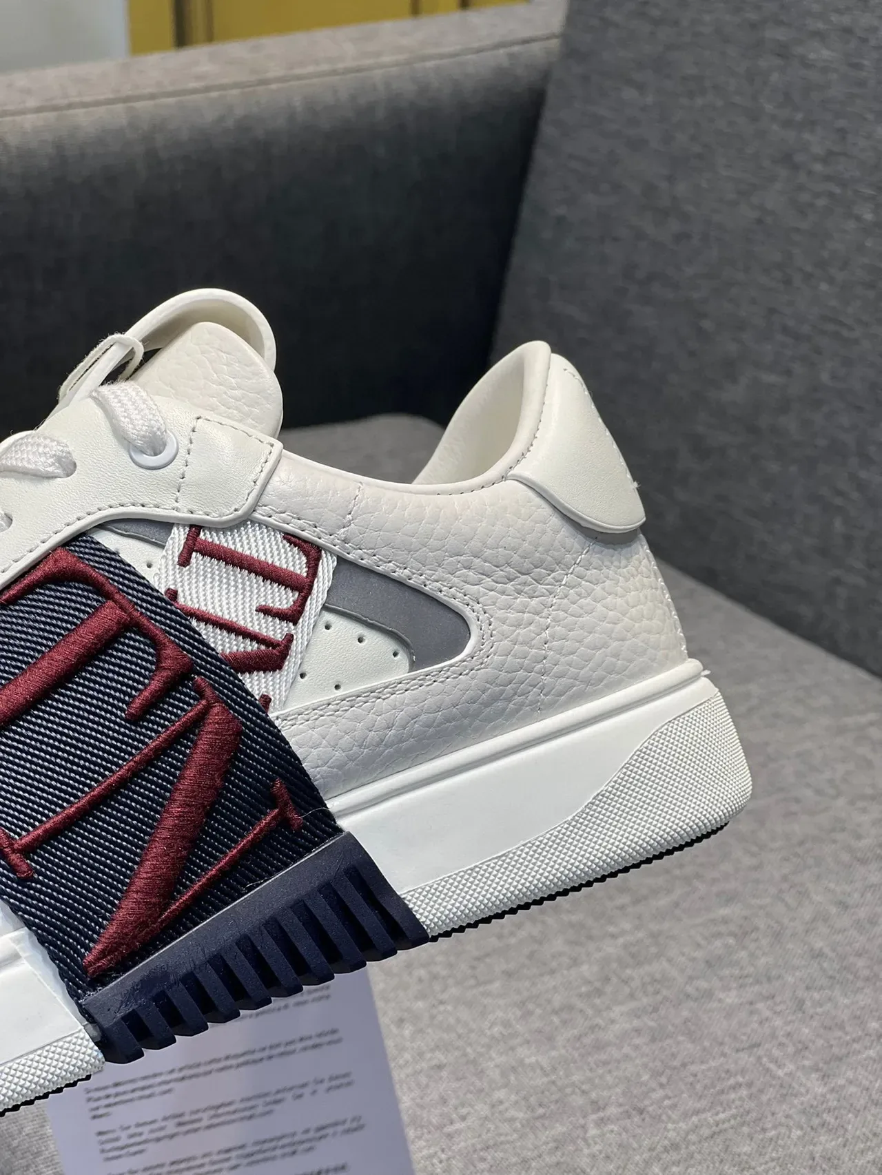 Valentino VLTN Sneakers Lifestyle Blanc Marine Rouge 8