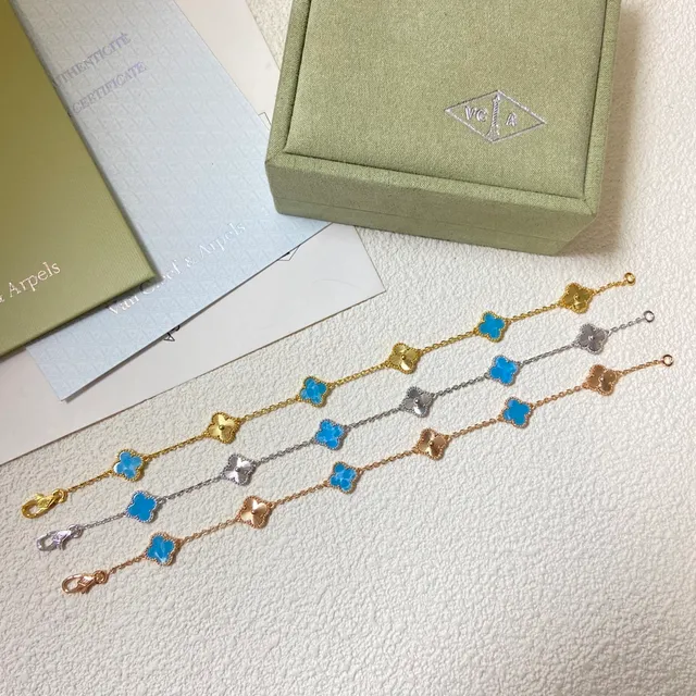 Van Cleef & Arpels অলহাঁব্রা নীল ইনামেল চার পাতার ক্লোভার ব্রেসলেট 5