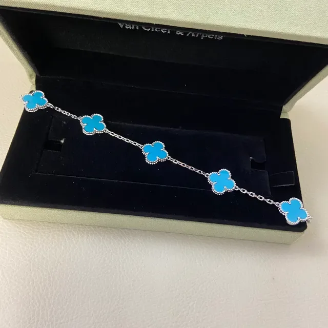 Van Cleef & Arpels ألهامبيرا أساور مينا أزرق كلور ذو أوراق أربعة 3