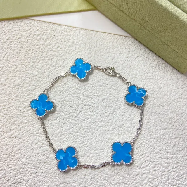 Van Cleef & Arpels Alhambra Cinq Motif Chalcedony Bleu Bracelet Or 5