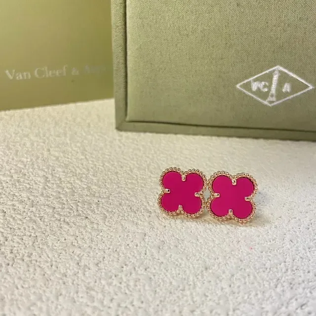 Van Cleef & Arpels Alhambra Fuchsia Enamel Clover Stud Earrings 4