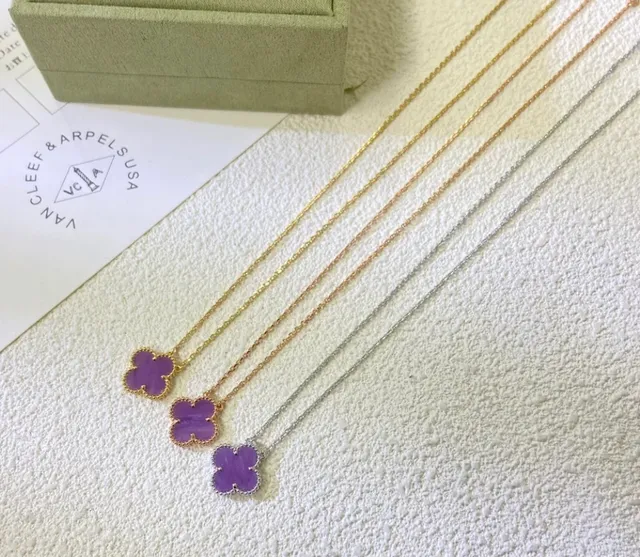 Van Cleef & Arpels Alhambra Esmalte Roxo Trevo de Quatro Folhas Colar 3