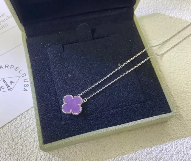 Van Cleef & Arpels Alhambra Esmalte Roxo Trevo de Quatro Folhas Colar 5