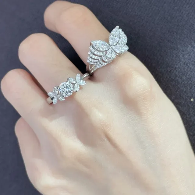 Van Cleef & Arpels Frivole نمط زهور خاتم الماس معدن أبيض 7