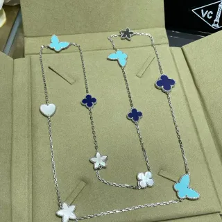 Van Cleef &amp; Arpels Lucky قلادة متعددة المواضيع بالمينا واللؤلؤ الطبيعي
