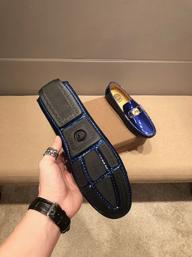 Versace Chain Reaction Mocasins Azul Brilho Medusa 6