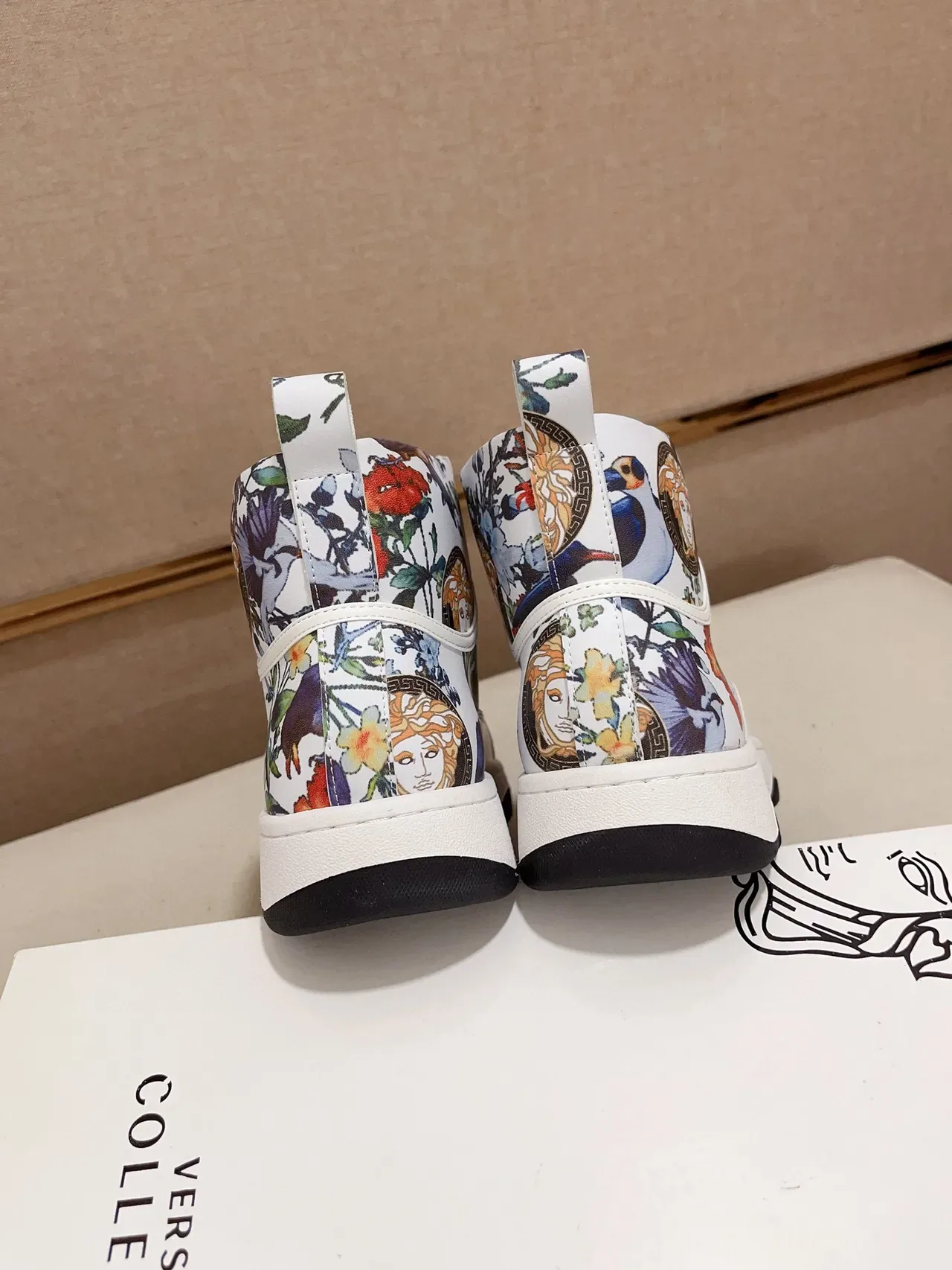 Versace Chain Reaction Medusa Floral Print White Lifestyle Sneakers 9