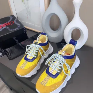Versace Chain Reaction पीला नीला चंकी स्नीकर्स