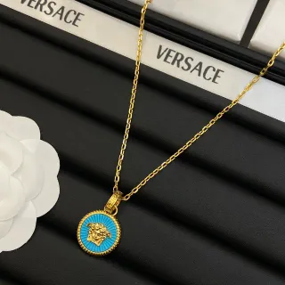 Versace सोने की नीली चेन सर्कुलर मेडैलियन नेकलेस