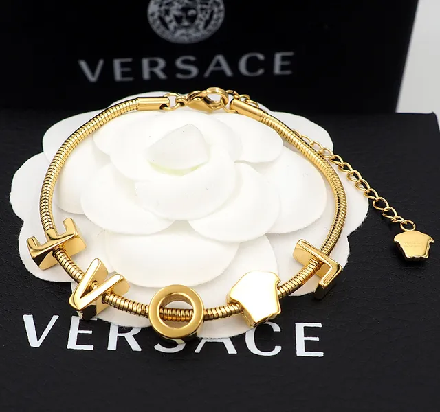 Versace Love Medusa سلسلة الثعبان بلون ذهبي سوار 2