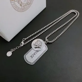 Versace Medusa Dog Tag Colgante de plata con cabeza