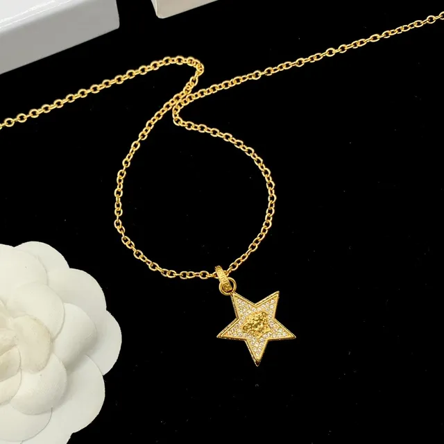 Versace Medusa Étoile Pavé Cristal Ton Or Collier 4