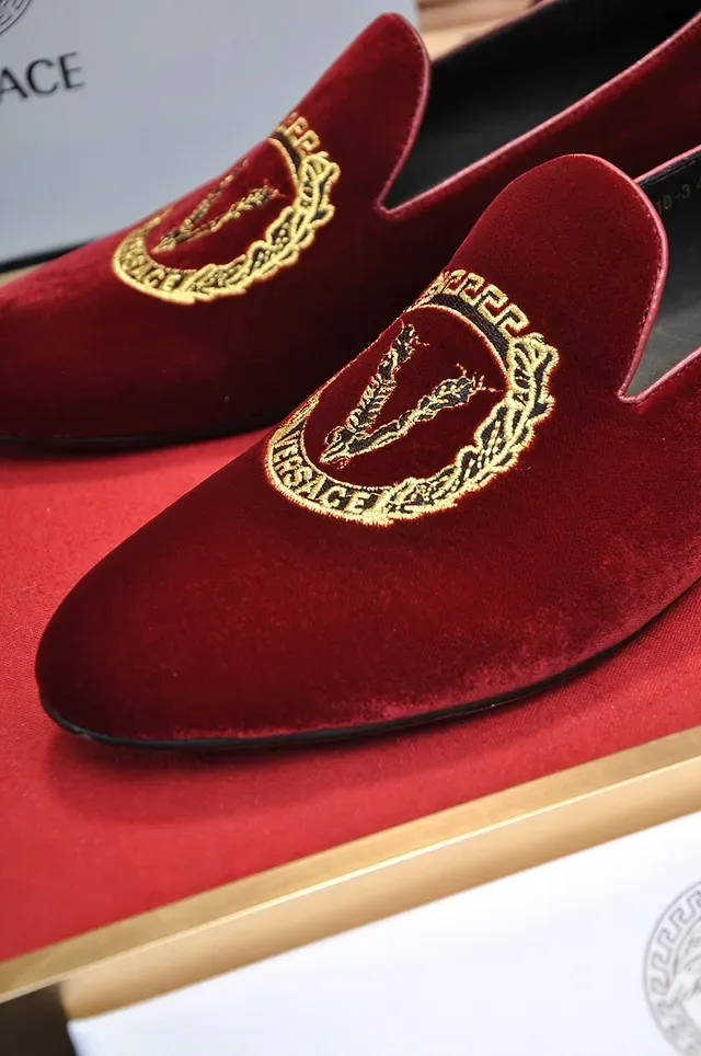 Versace Odissea Velours Rouge Or Brodé Mocassins 2