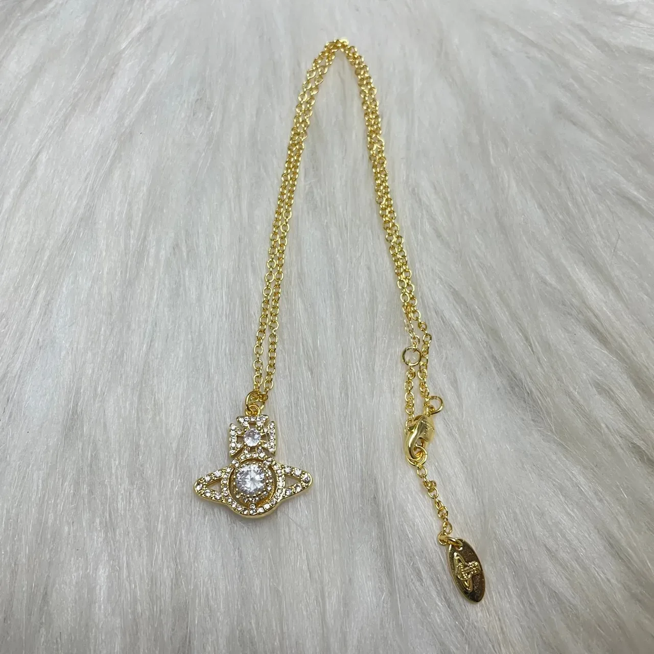 Vivienne Westwood Collier avec pendentif Orb en cristal 7