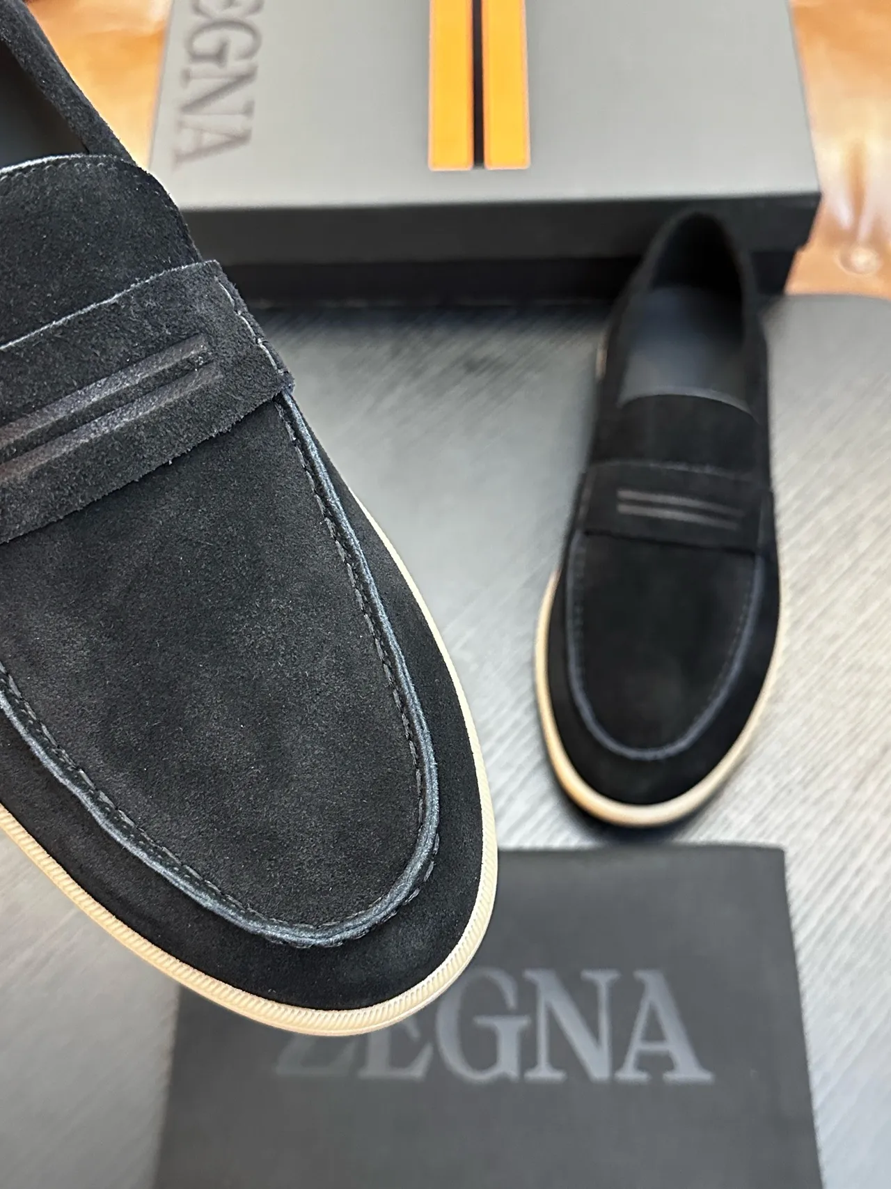 Zegna Noir Beige Daim Supérieur Penny Strap Loafer 4
