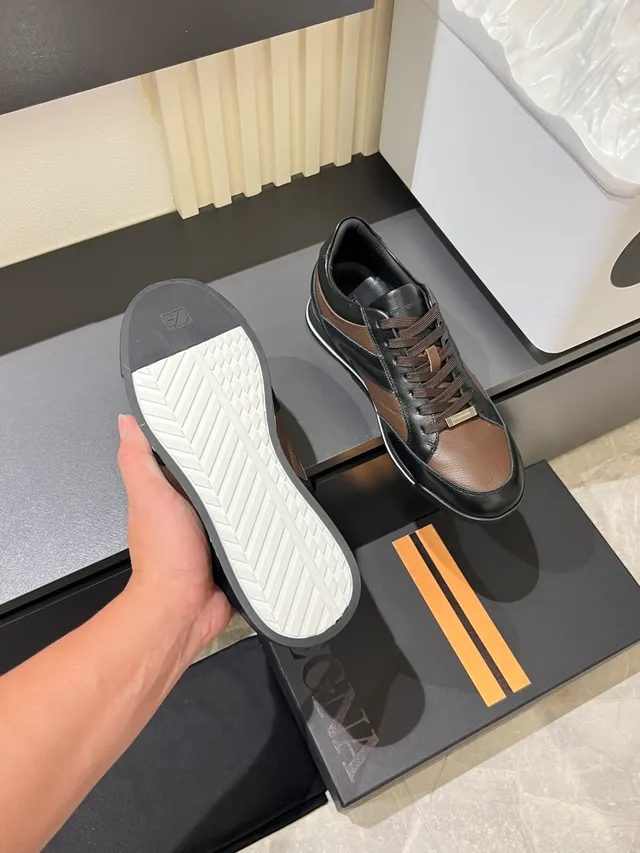 Zegna Oasi Chaussures lifestyle noires et brunes à deux tons en cuir à panneaux 3