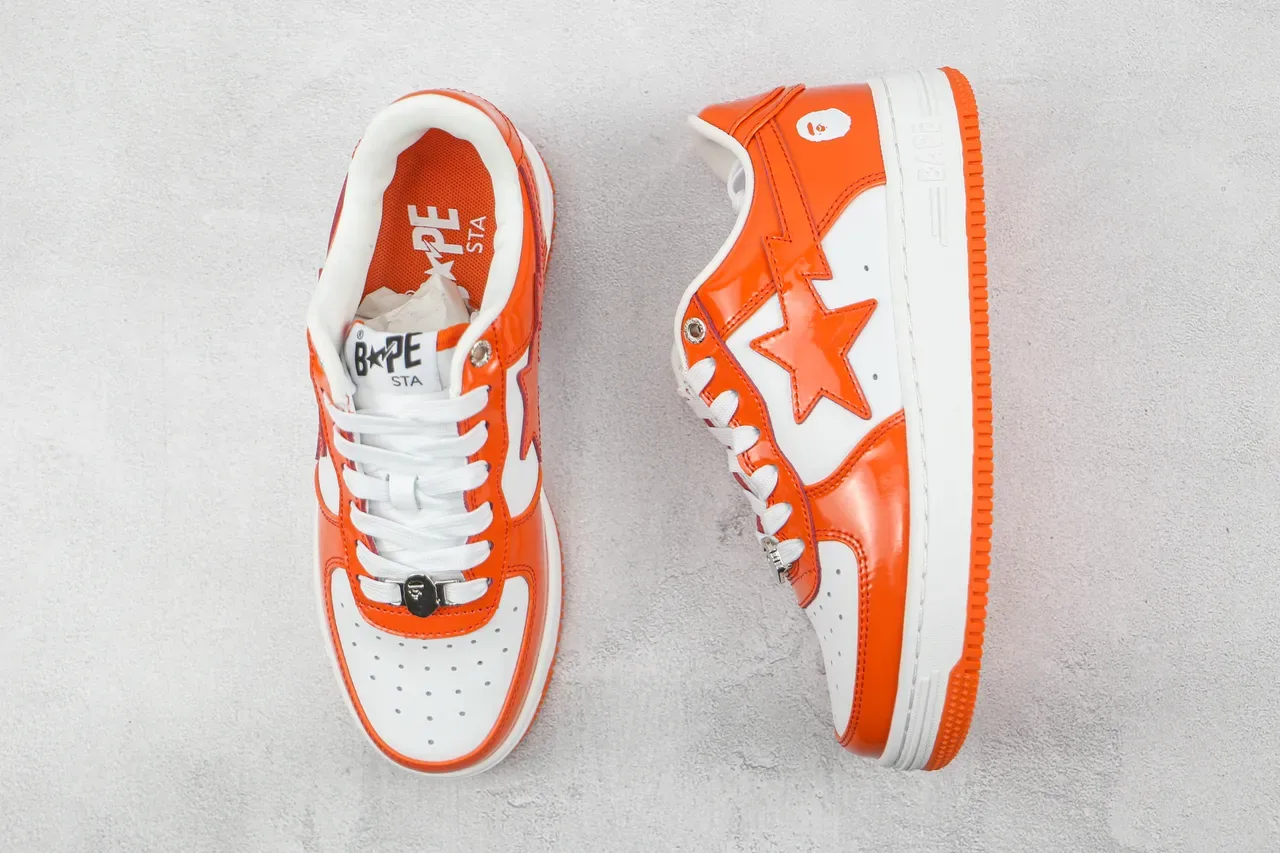 A Bathing Ape BAPE STA Sneakers Lifestyle Orange et Blanc Brillantes 3