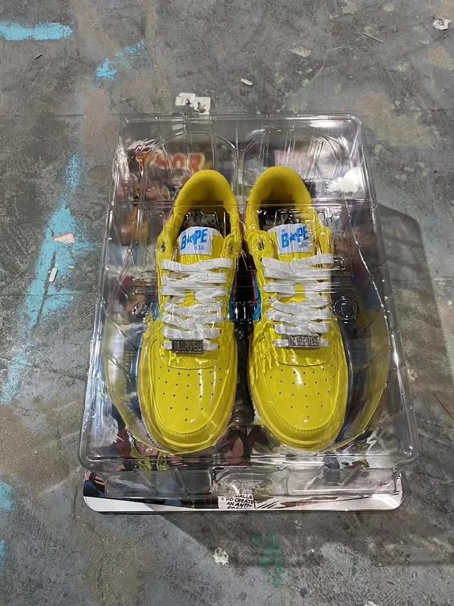 A Bathing Ape x Marvel BAPE STA Yellow Blue Red Lightning-Star Lifestyle Sneakers 9
