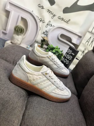 Adidas Beige Brown Woven Textile Upper Suede Overlays Lifestyle Sneakers 9
