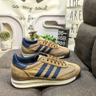 Adidas Beige Navy Vintage-Inspired Suede-and-Leather Upper Lifestyle Sneakers