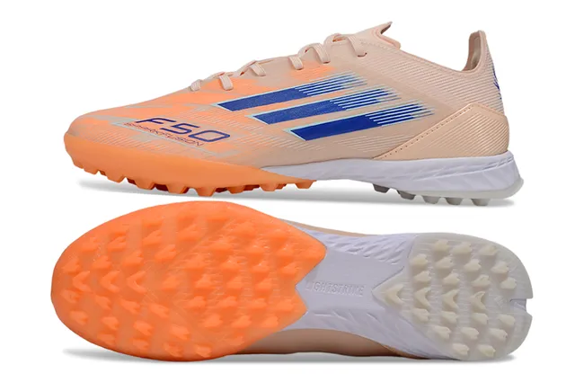 Adidas Chaussures de football turf beige orange low-cut upper synthétique studs coniques 6