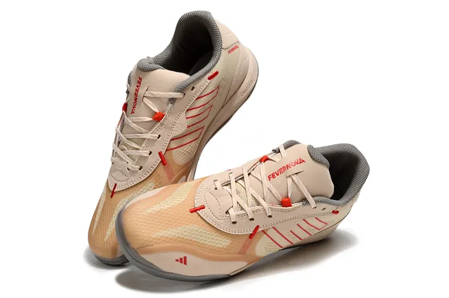 Adidas Beige Rojo Low-Top Superior con Textura de panal Zapatos de fútbol indoor 3