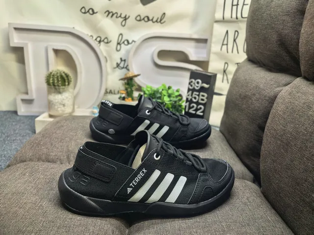 Adidas Sandales Casuales Noir Gris Ouvert au Doigt avec Lacets 11